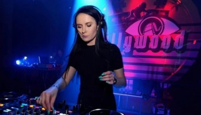 Noemi Black live sets & dj mixes